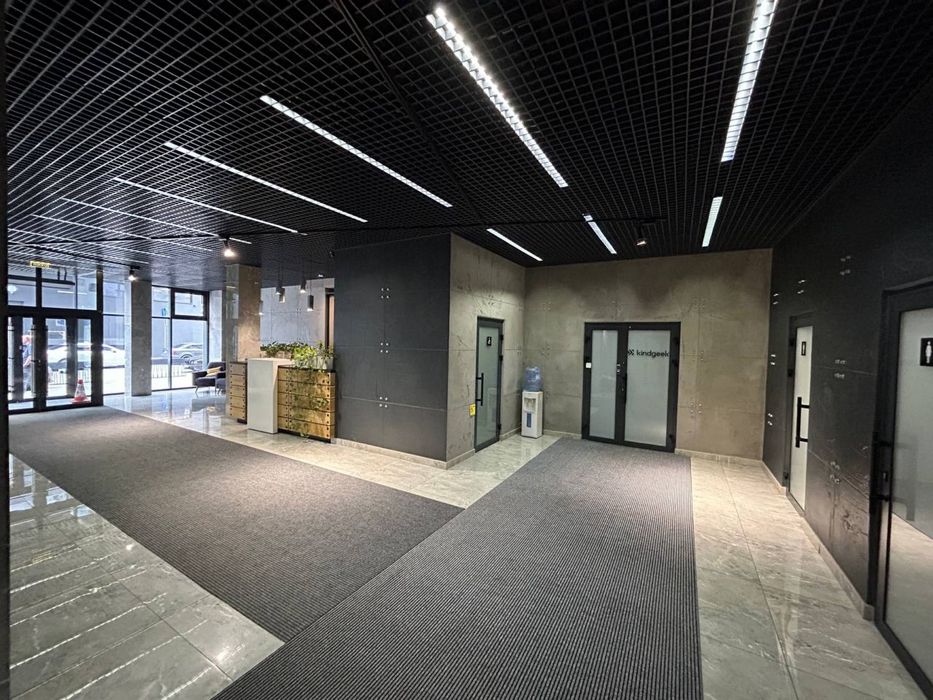 ВІД ВЛАСНИКА офіс в оренду 821 кв.м