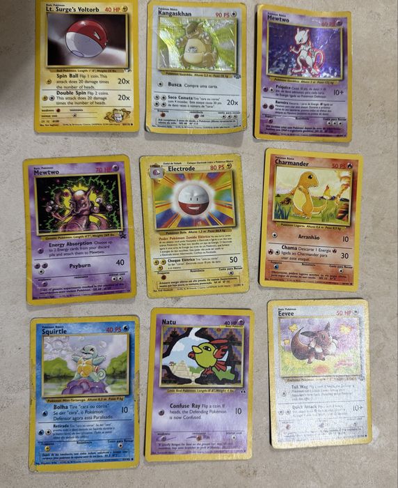 Cartas Pokémon Base Set e Expedition Base Set