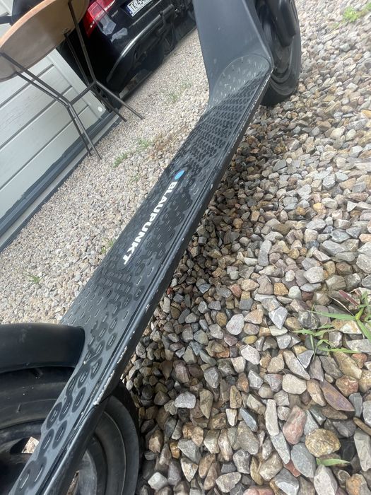 Hulajnoga elektryczna BLAUPUNKT ESC808 czarna