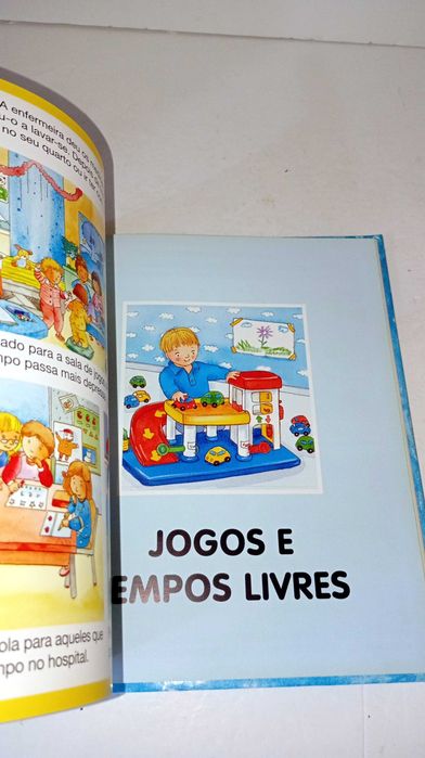 Dicionário por Imagens da Vida das Crianças
