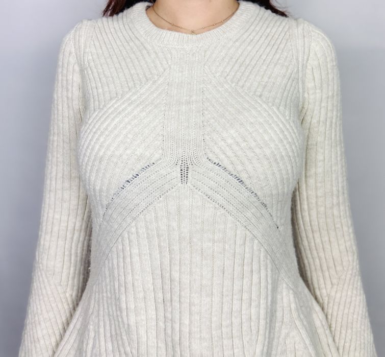 Ecru sweter z baskinką XXL 44