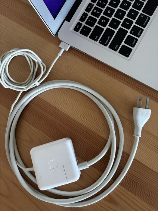 Macbook Air 2017 8GB I5