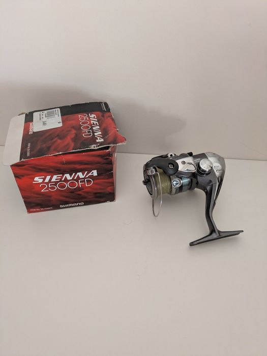 Carreto de Pesca Shimano Sienna 2500 FD