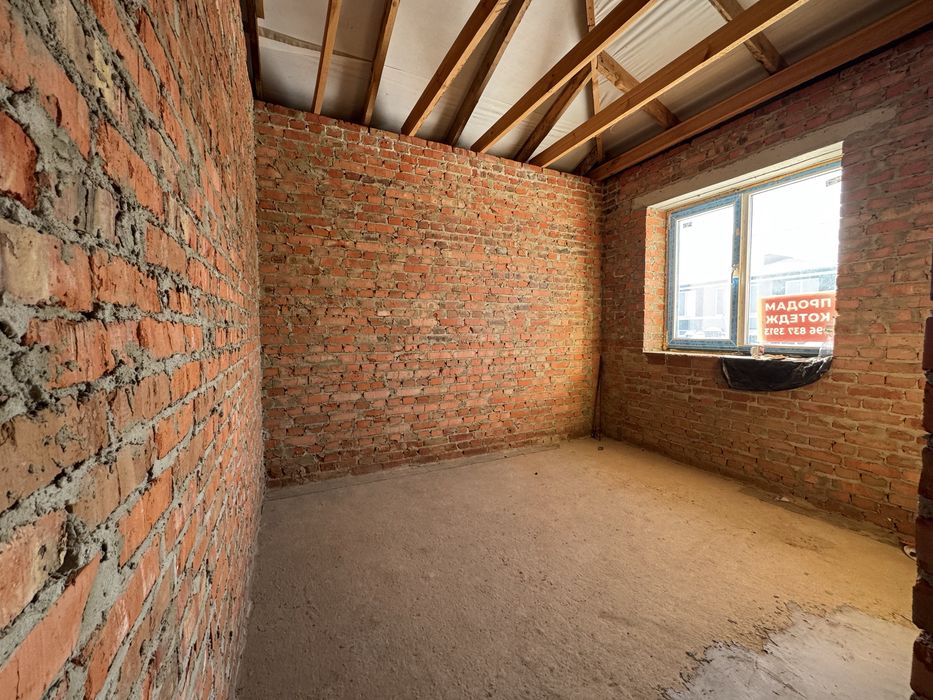 Продам котедж з ділянкою 3,5 сот! Р-н Льонокомбінату