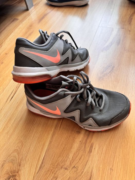 Buty sportowe adidasy Nike 36