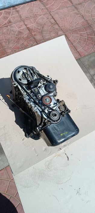 Двигун D14A2 Хонда Сівік запчастини