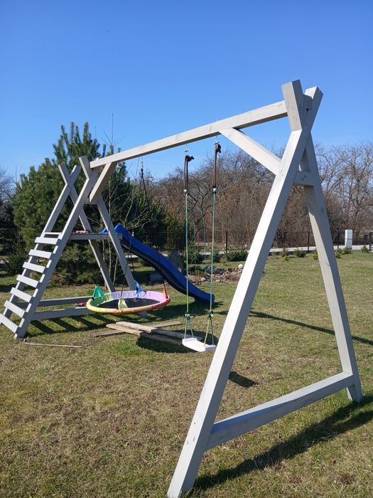 Usługi stolarskie, budy dla psów, meble ogrodowe,  meble na wymiar