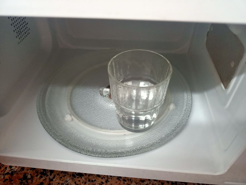 Micro-ondas 20L casa quarto apartamento vivenda escritório empresa.