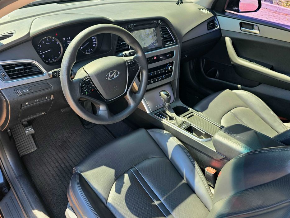 Hyundai Sonata 2015г.в. 2.0 газ, автомат