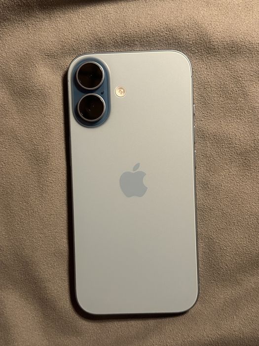 Iphone 17 голубий, 256gb, 100% батарея