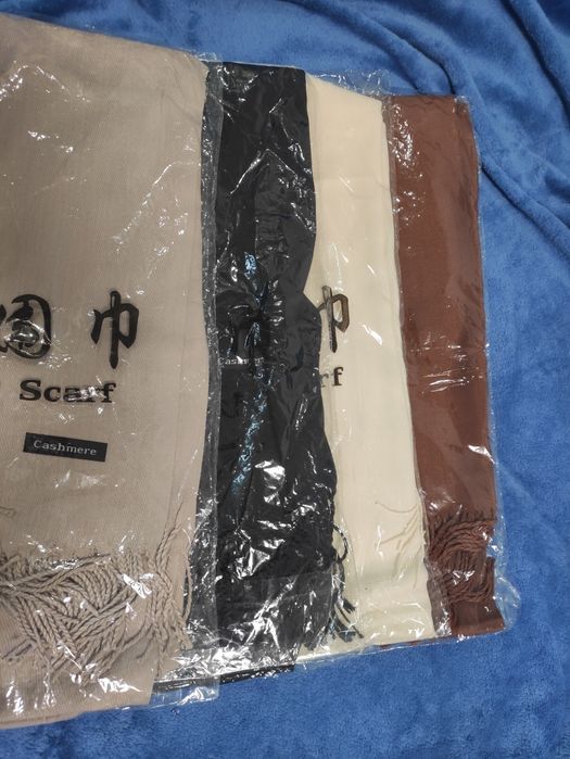 Демісезонні шарфи ( шаль ) 70*200 см