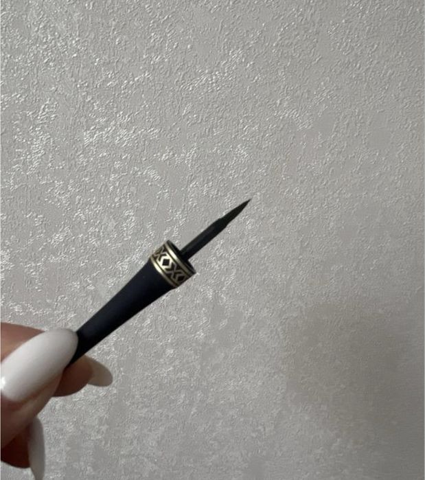 Подводка Ffleur, черная, водостойкая