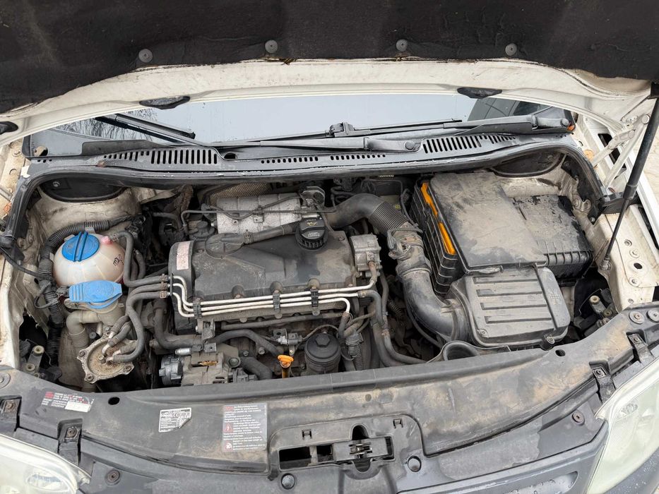 Продам VOLKSWAGEN Caddy пас 2005 2.0d механiка