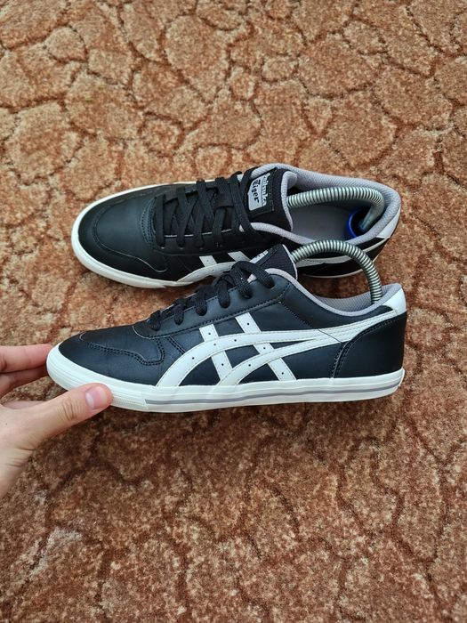 Оригинальные женские кроссовки Asics Onitsuka Tiger