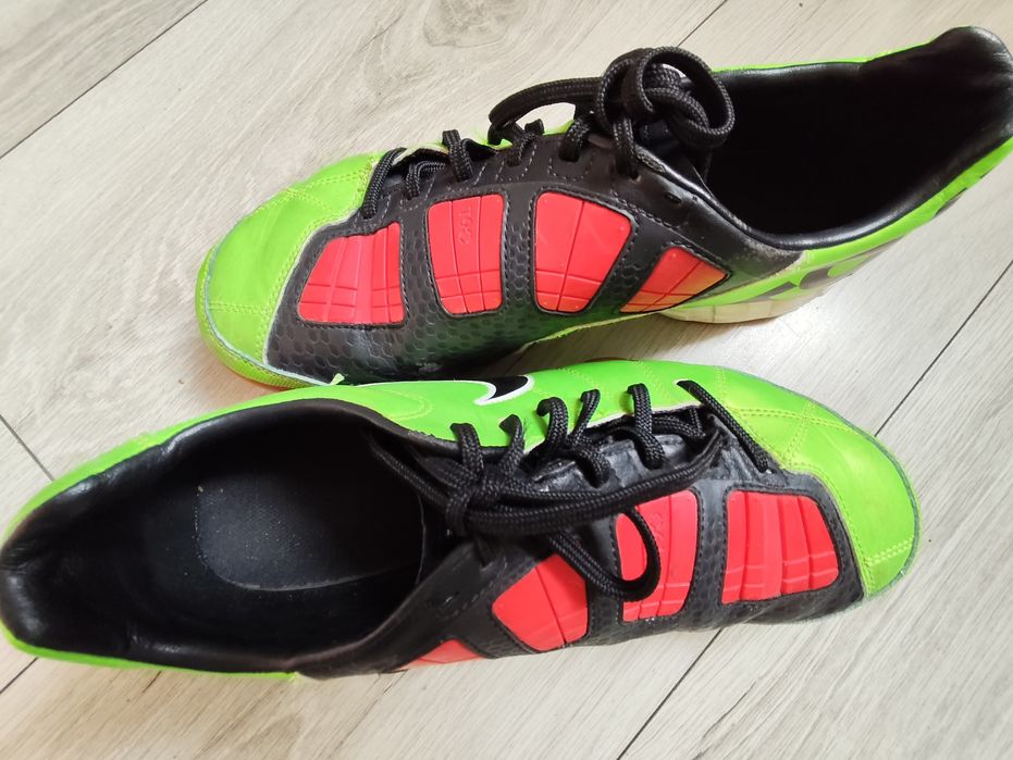 Halówki   Piłkarskie   NIKE TOTAL 90 SHOOT III