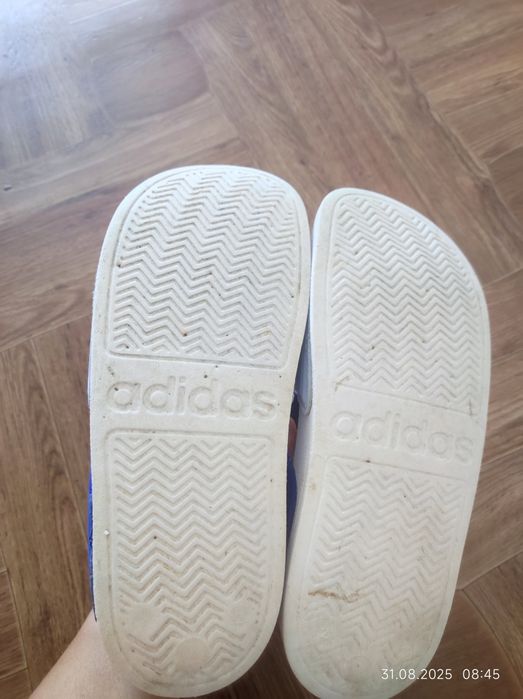 Сандали шлепки adidas