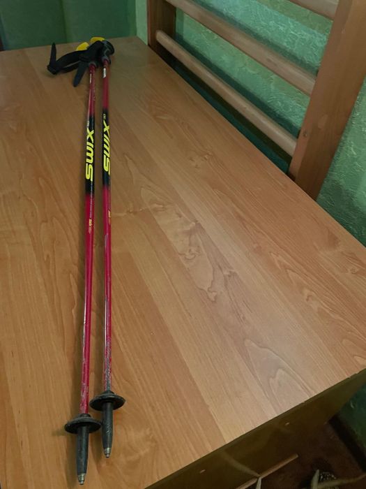 Kije Slalomowe SWIX + gardy