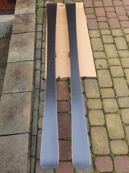 Narty volkl Völkl racetiger SRC 2026