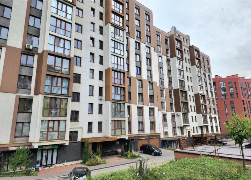 Продаж 1 квартири в новобудові зі всіма меблями і технікою