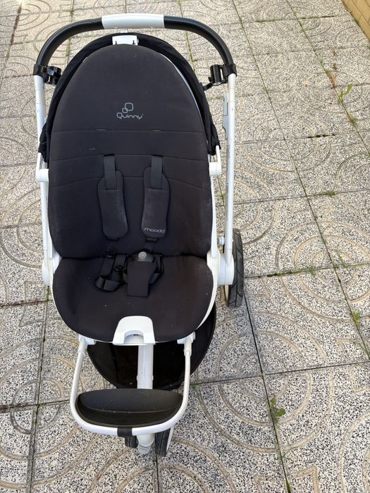 Carrinho de bebé Quinny Moodd usado em bom estado