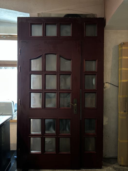 Drzwi zewnetrzne, drewniane machoniowe