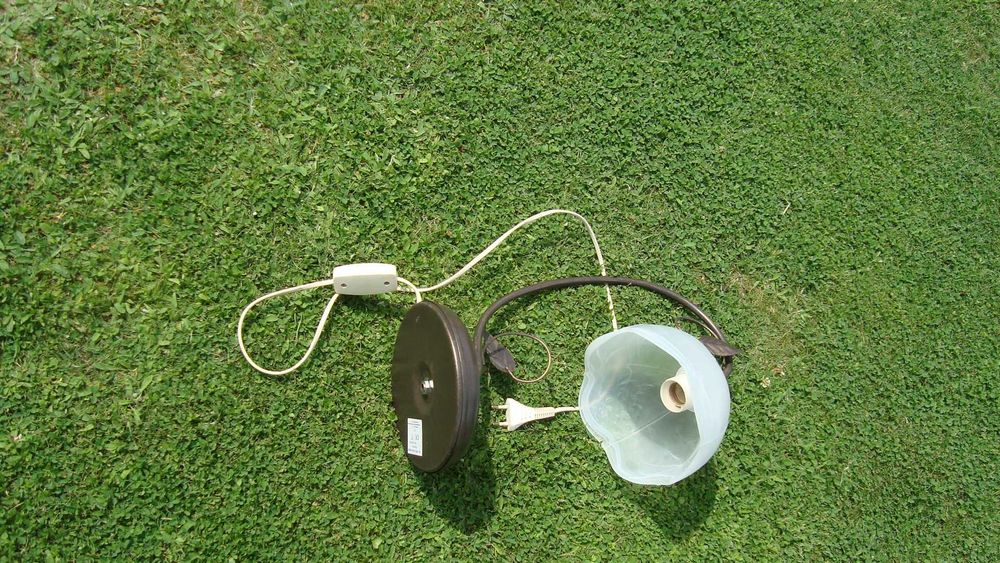 Żyrandol i lampa nocna