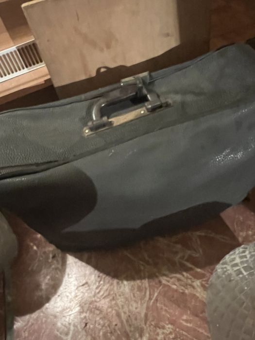 Stloty i krysztal oraz walizki