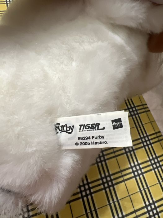 Furby 59294 branco 2005