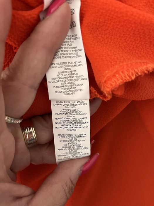 Narzutka na stroj kapielowy czerwony