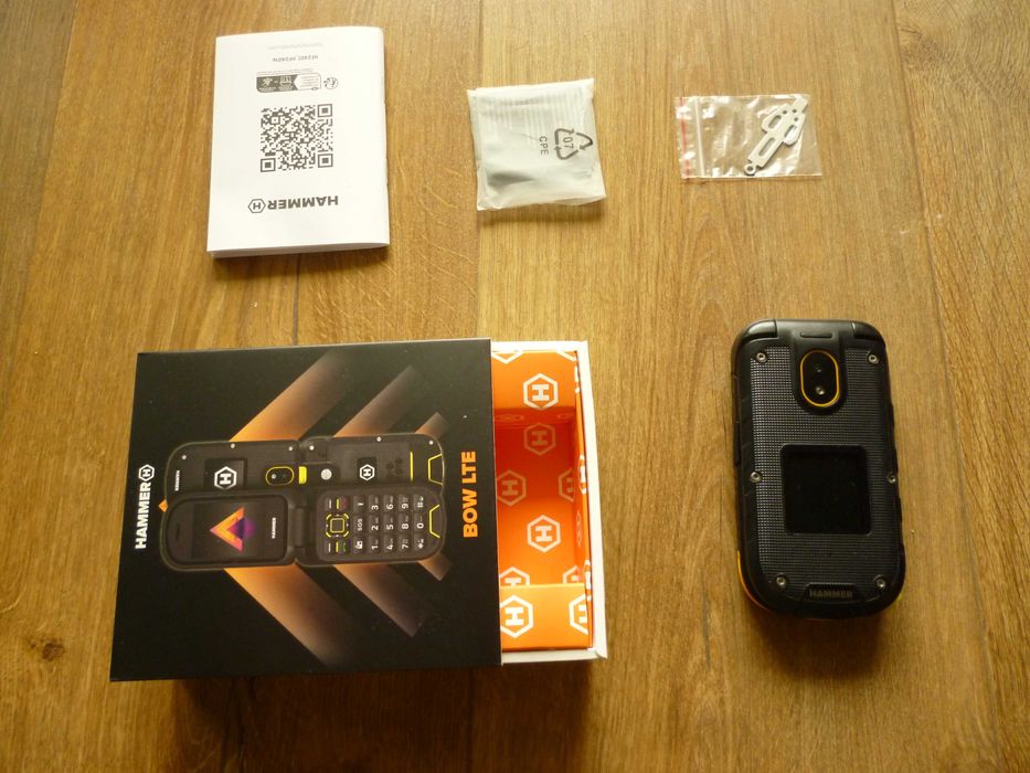 Telefon z klapką Hammer.Pancerny,wodoodporny.