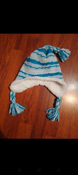 Ciepła czapka zimowa