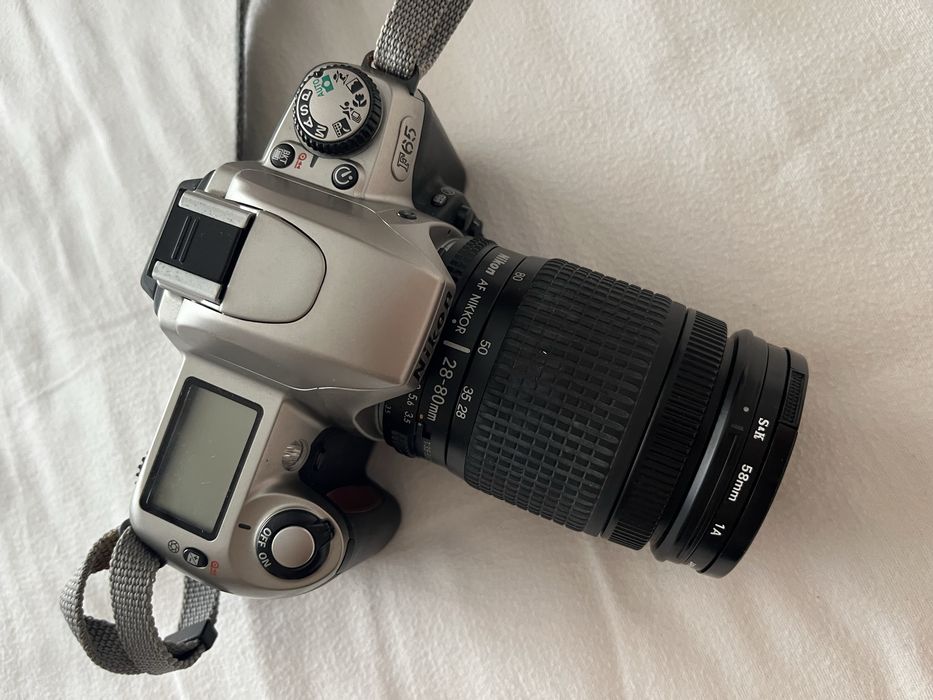 Nikon F65 analógica