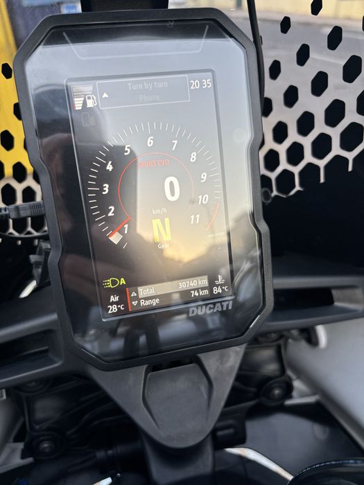 Ducati Desert X Full Akrapovic