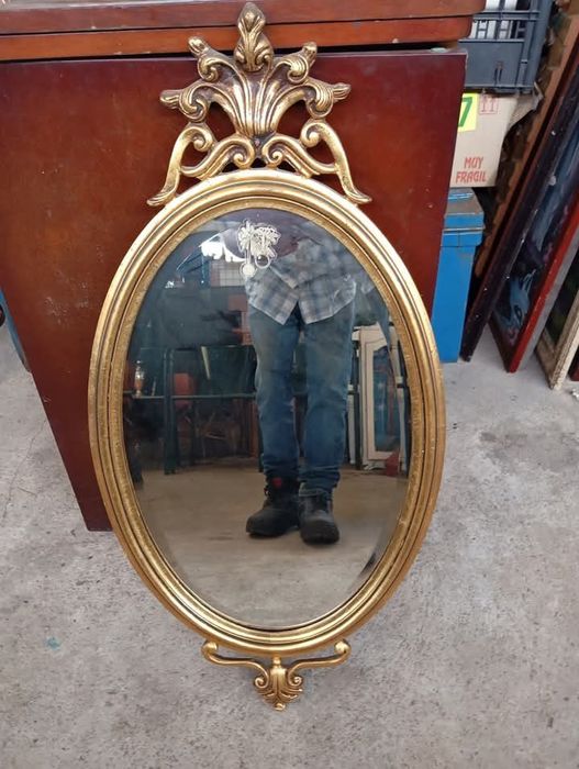 Vendo este espelho muito bonito bom estado