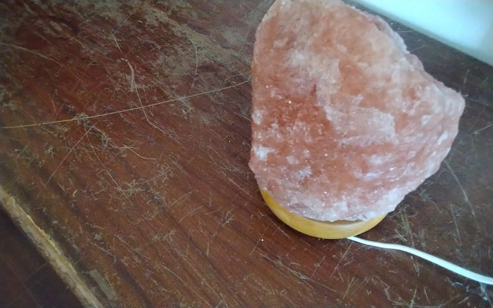 Lâmpada de sal como nova446683059092858885