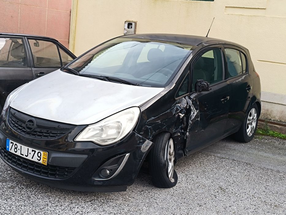 Opel Corsa D 1.2 gasolina, 2011 P/ PEÇAS