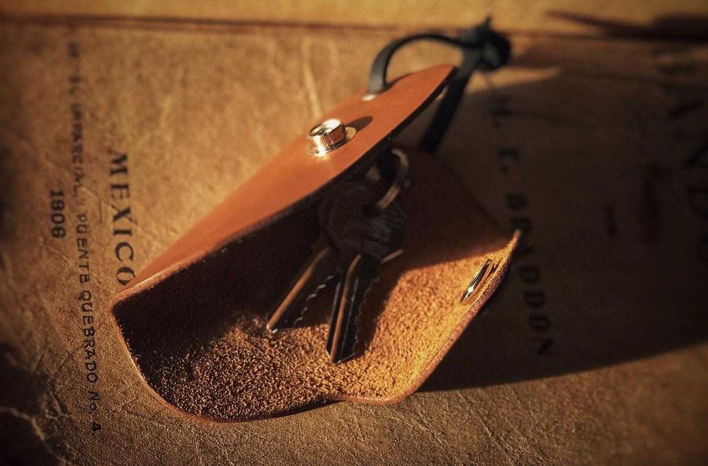 Rᴇ̨ᴄᴢɴɪᴇ ᴡʏᴋᴏɴᴀɴᴇ ᴀᴋᴄᴇsᴏʀɪᴀ sᴋᴏ́ʀᴢᴀɴᴇ 
- Sᴜɴᴅᴀɴᴄᴇ Lᴇᴀᴛʜᴇʀ Gᴏᴏᴅs -