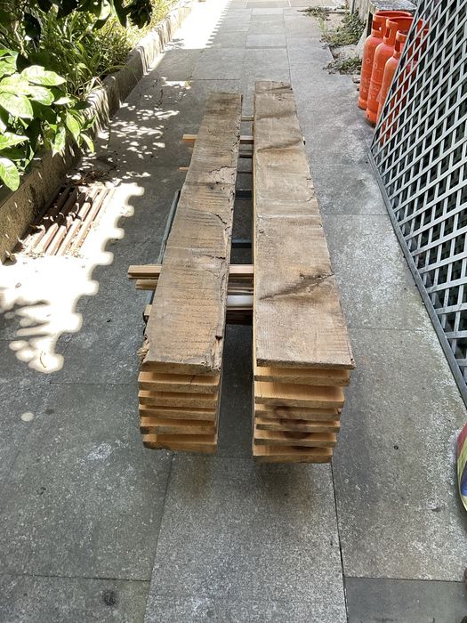 Madeira casquinha serrada