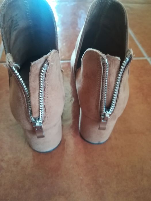 Botins salto pequeno