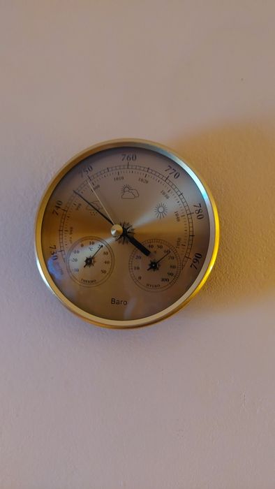 Barometr pokojowy nowy z termometrem i hygrometrem