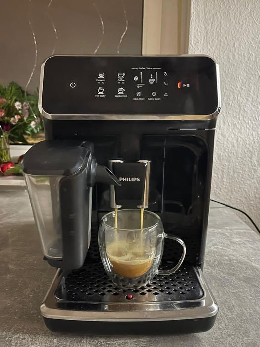 Кофемашина Philips Latte go 2200