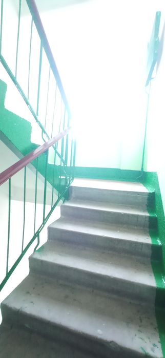 Продам 3-кімнатну квартиру в центрі