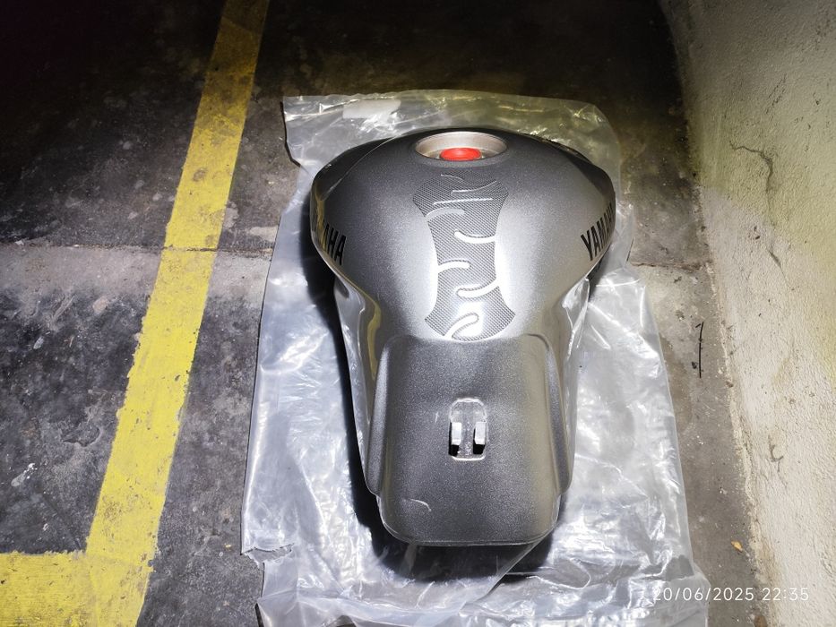 YAMAHA TDM 900 - Deposito Gasolina
