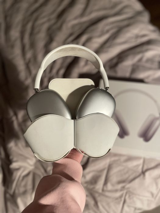 Airpods Max silver
