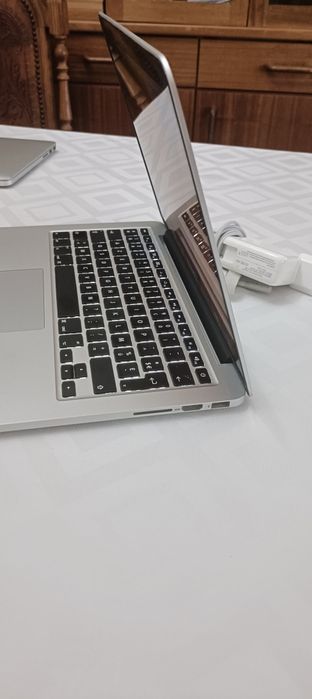 MacBook Pro Retina 13” 2015 | BATERIA NOVA | i5 | 8GB | SSD IMPECÁVEL