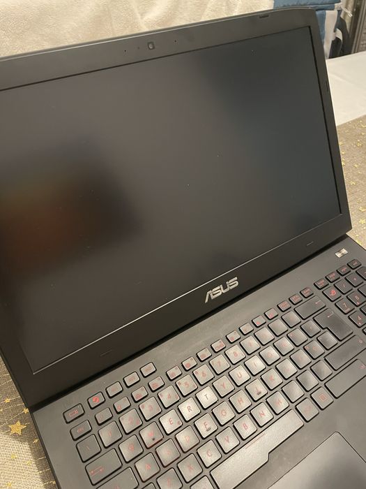 Computador ASUS ROG751J