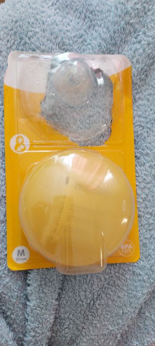 Силіконові накладки для годування