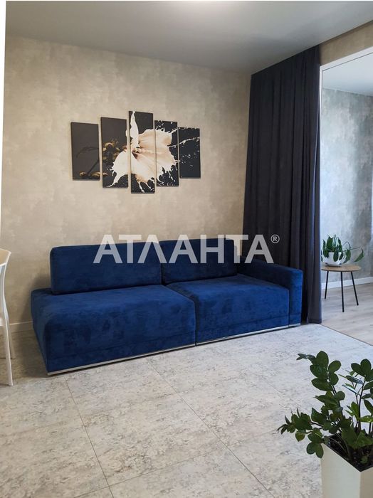 Квартира з ремонтом в новому зданому будинку Sky city компанії Будова