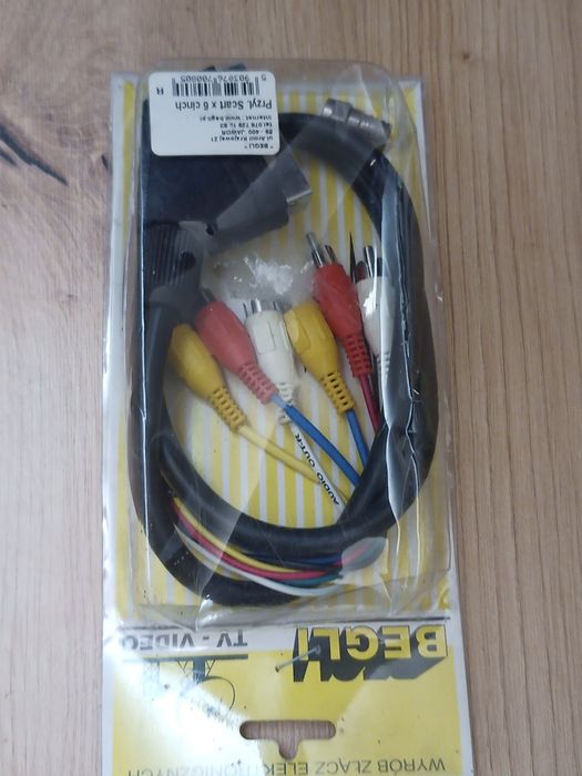 Przewód Scart / 6 x cinch