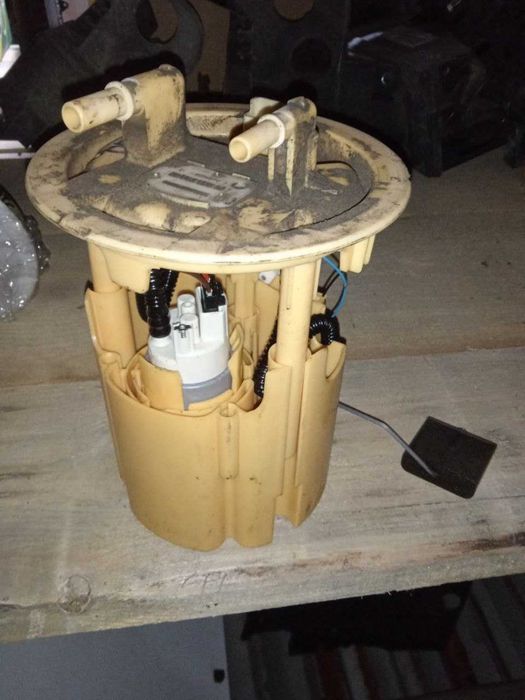 Насос підкачки палива